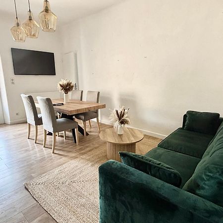 Appartement eygalieres avec petit jardin Extérieur photo