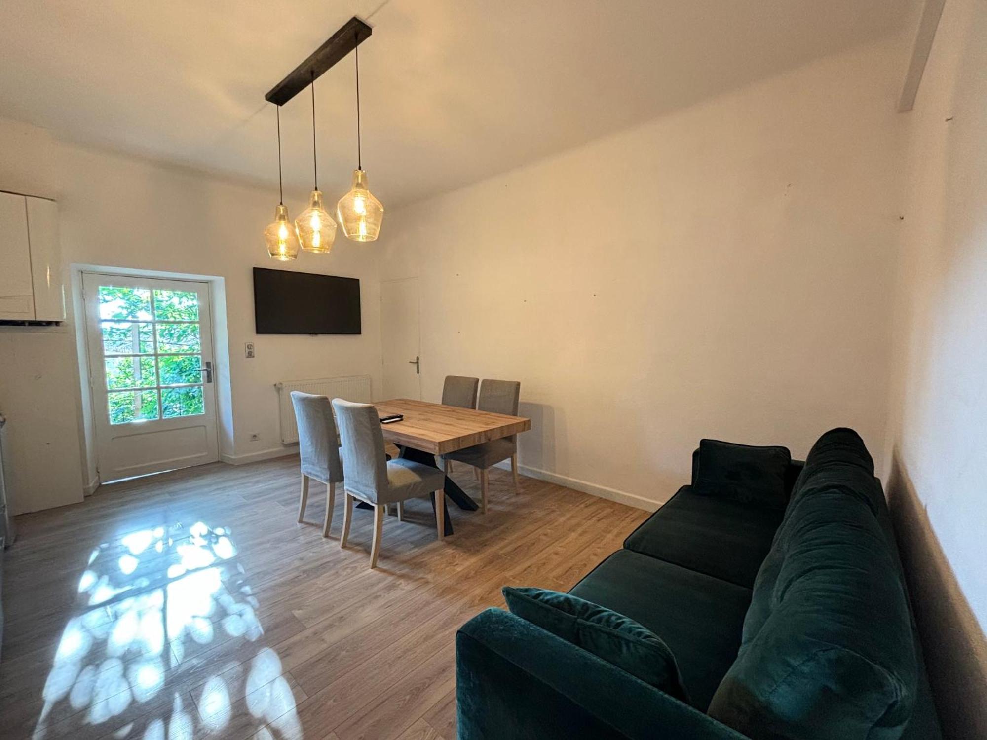 Appartement eygalieres avec petit jardin Extérieur photo